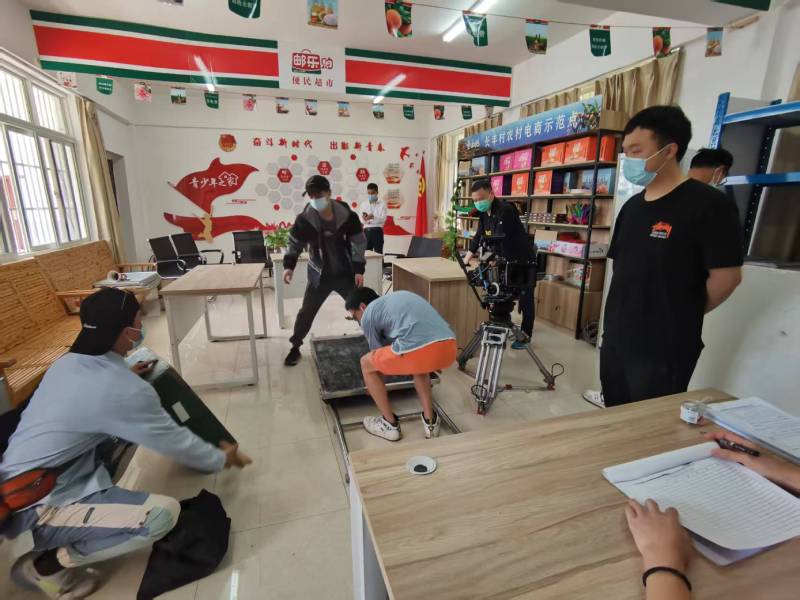 错那县广告片拍摄公司：极简主义践行者，少即是多的视觉哲学